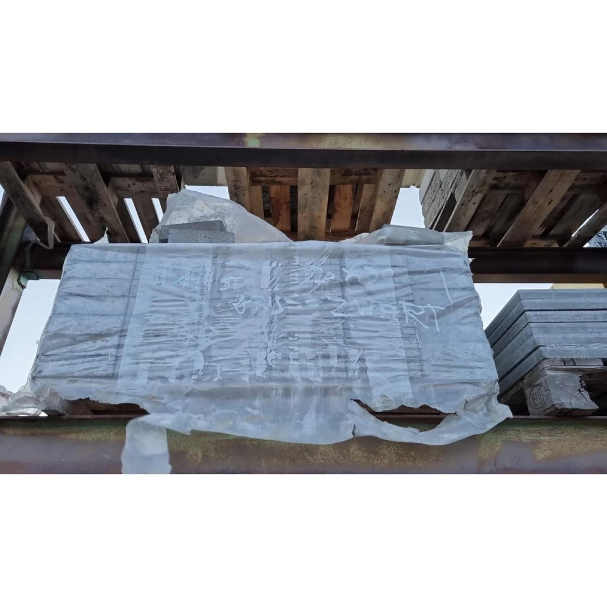 Betonklinker Licht Verouderd Grijs-Zwart 30x20x6 144st / 8.64m² LOT #8 - Afbeelding 2