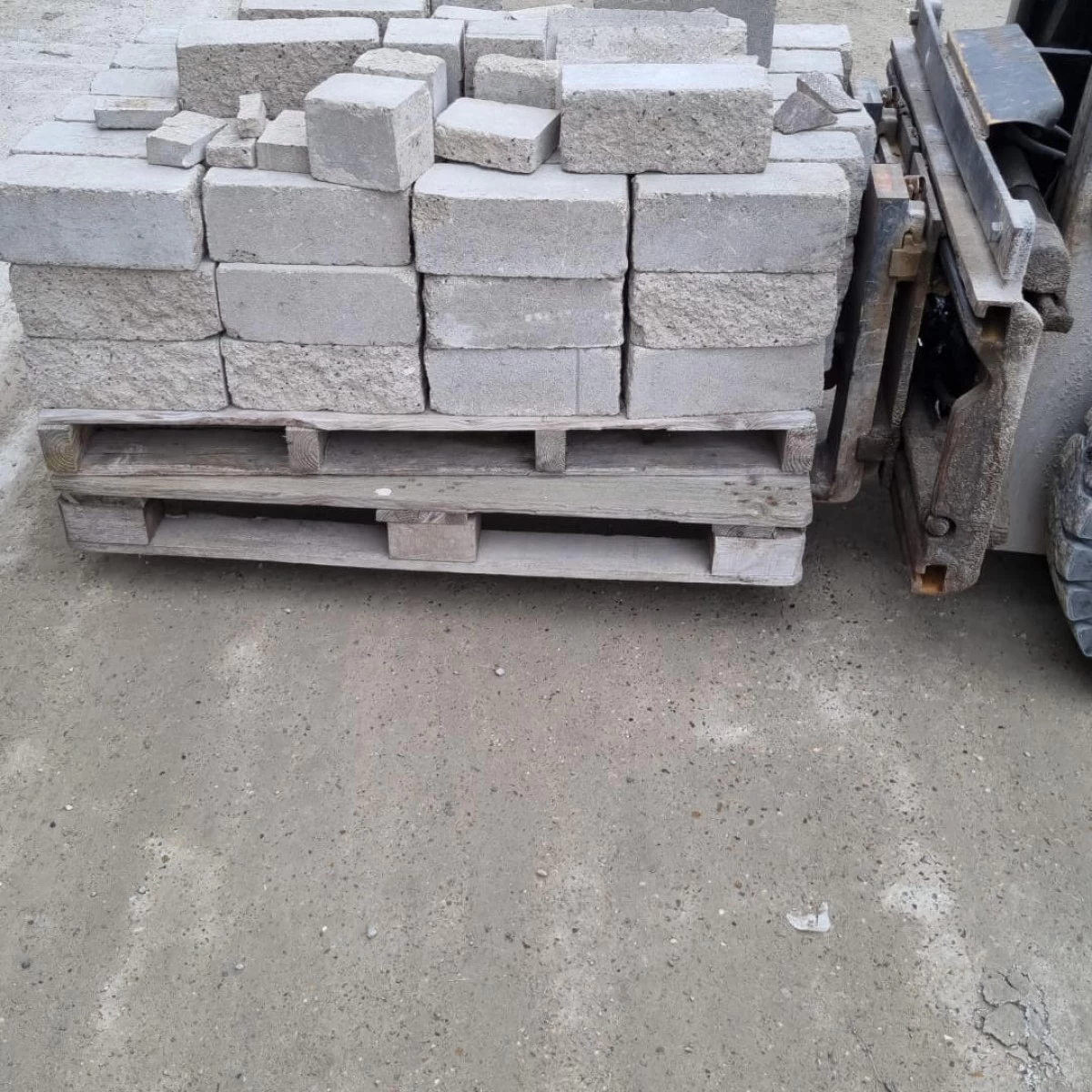 Stapelblok Greige 29 X 12 X 12 Cm / 76 Stuks LOT #119