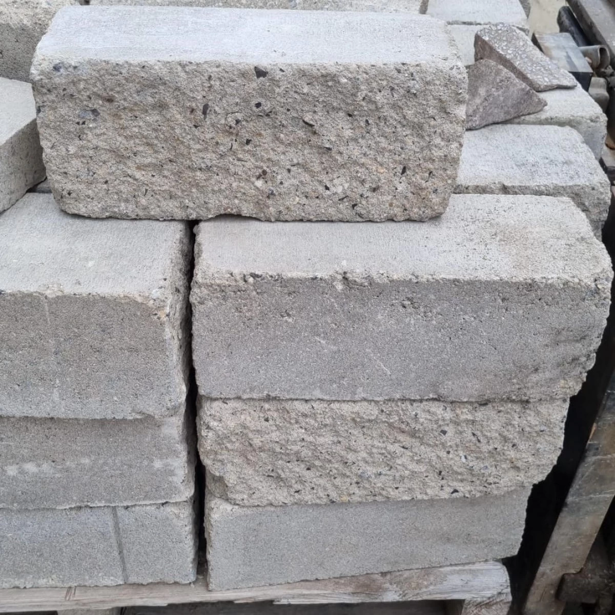 Stapelblok Greige 29 X 12 X 12 Cm / 76 Stuks LOT #119 - Afbeelding 2