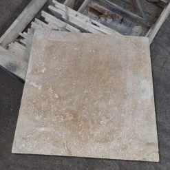Travertin Kalksteen 60 X 60 X 1,5 Cm >6.48 M² LOT #122
