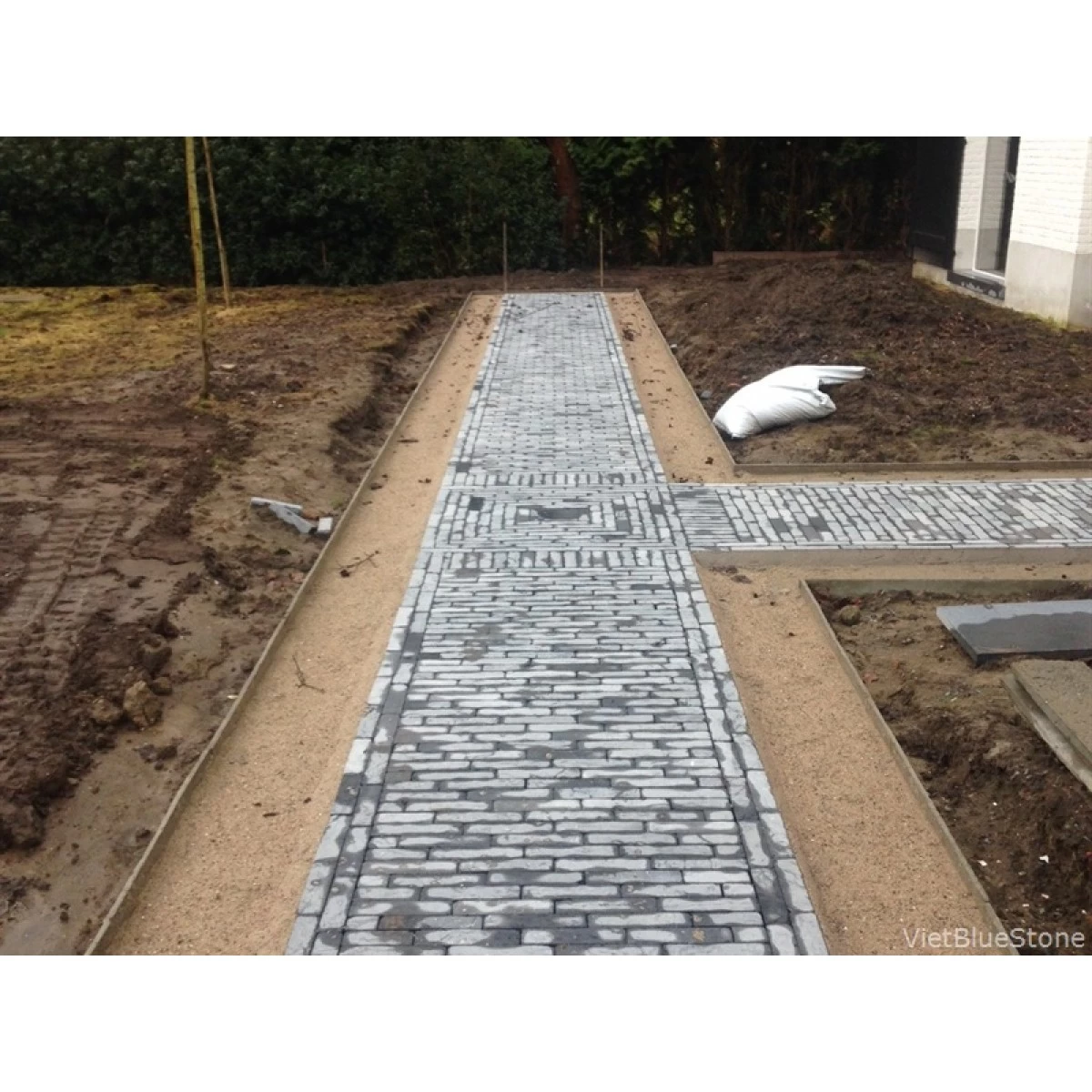 Vietnamese Blauwsteen Waalformaat Getrommeld 20 X 5 X 5 Cm Per M² - Afbeelding 2